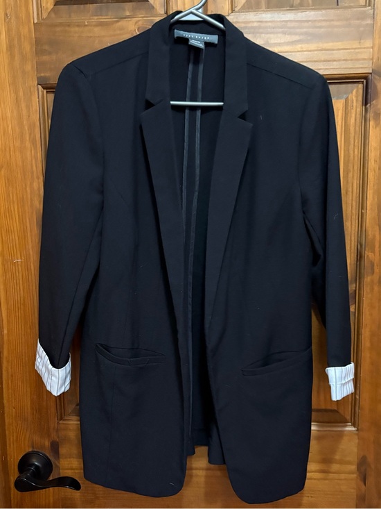 Suzy Shier Jackets & Blazers - Suzy Shier Black Open-Front Blazer